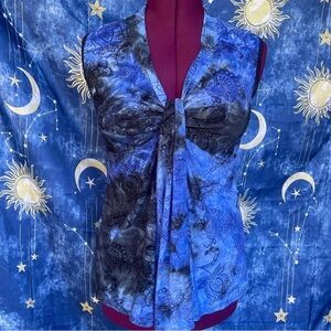 Blue and Black Sleeveless Top